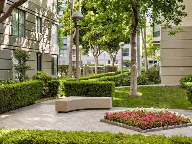 Photo - South Beach Marina Apartments