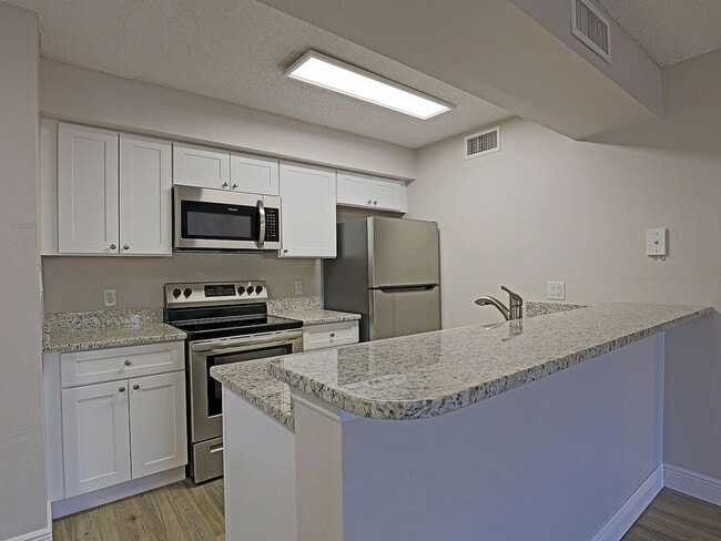 Photo - Mystic Gardens 5309-905 Unit Mystic Gardens 5309-905