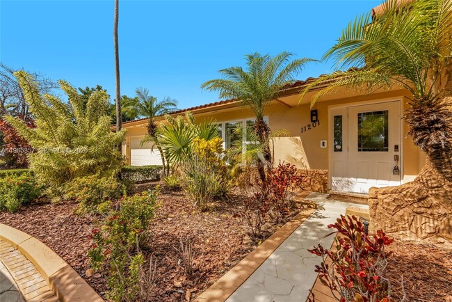 Photo - 11201 SW 136th St