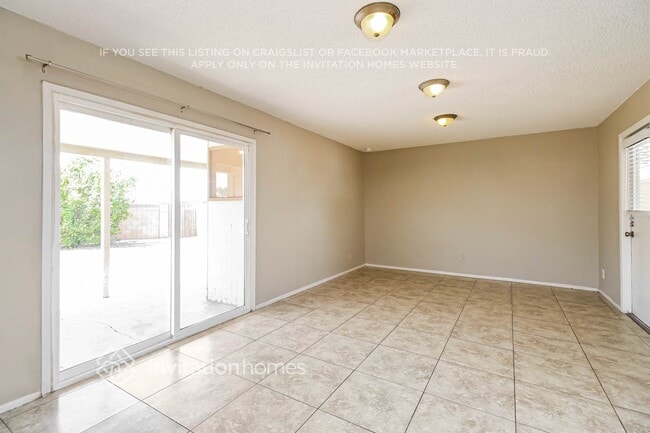 Photo - 3526 S Shafer Dr