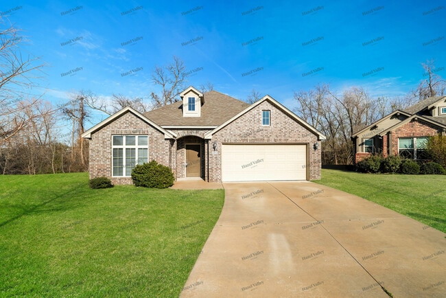 Building Photo - 203 W 54th Ct