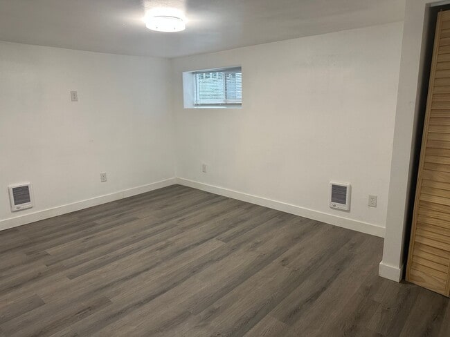 Photo - 2117 E Union St Apartment Unit B