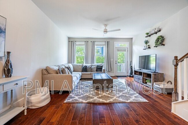 Photo - 2181 Colvin Ct NW