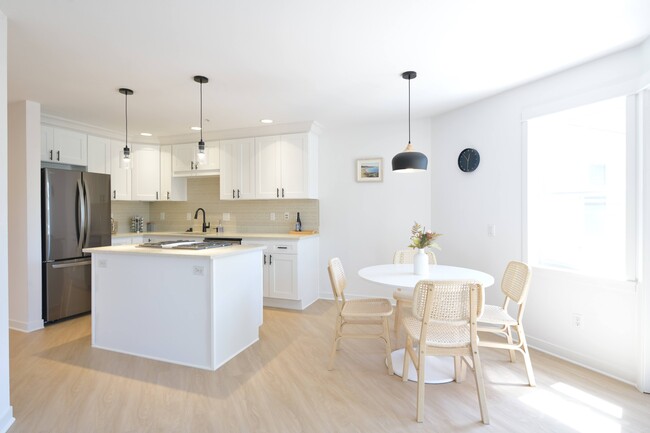 Photo - 1008 6th Ave N Unidad 203