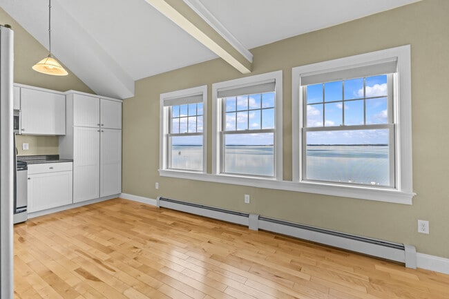 Photo - 185 Thayer Bay Rd Unit Thayer Bay Apartment