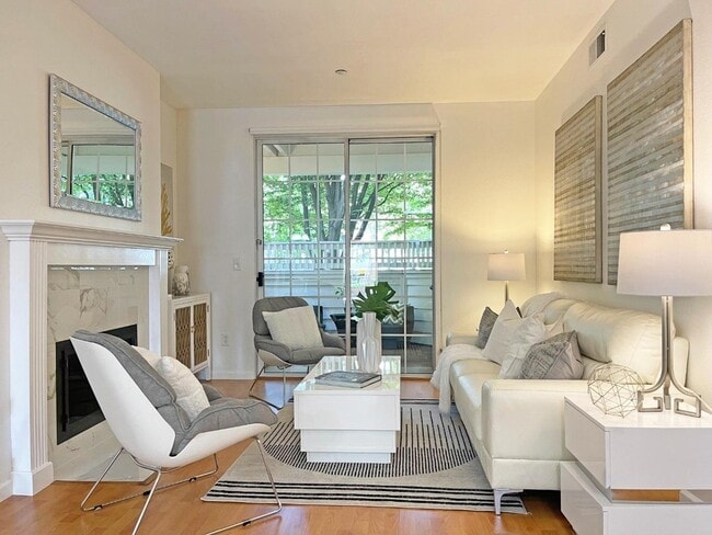 Photo - 611 Arcadia Terrace Unit 103