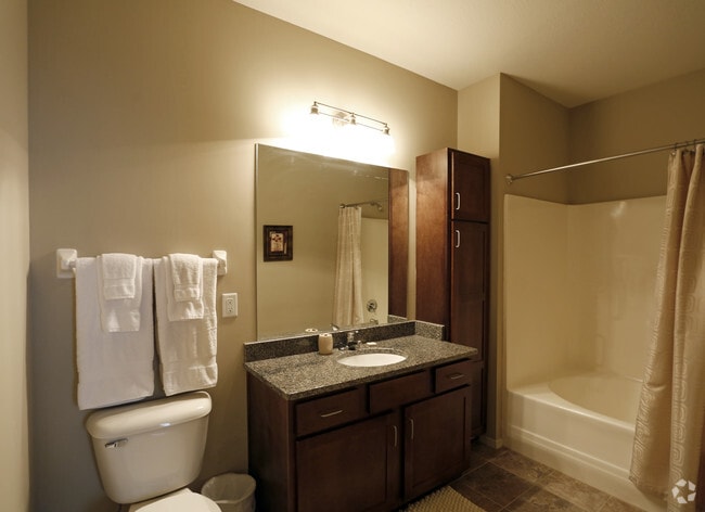 Photo - Harbor Island Apartments