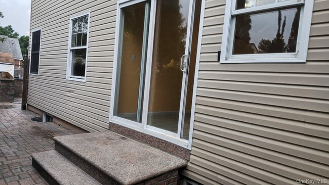 Photo - 34 Nassau Ave