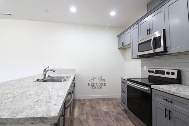 Photo - 3 Bedroom, 2.5 Bath + Flex Room Townhome in Kennewick