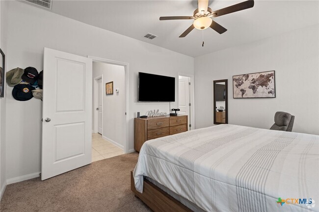 Building Photo - 1216 Esplanade Pkwy Rental