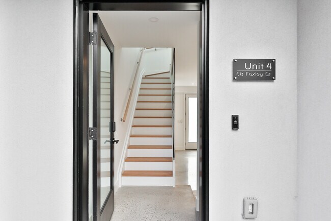 Photo - 68 Foxley St