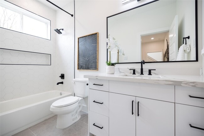 Photo - 4010 Yellowstone Blvd