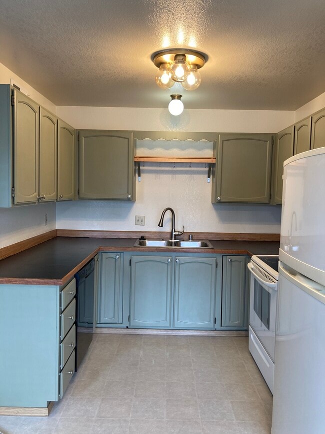 Photo - 1771 Elcadore Dr Unit Apt 3