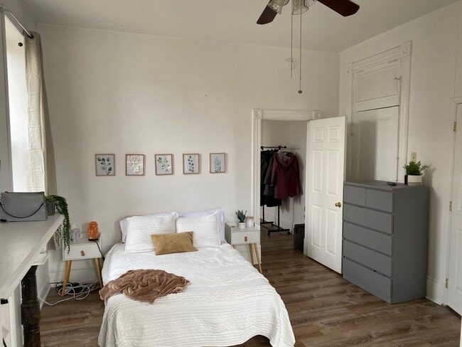 Photo - 2226 Jane St Unidad 2