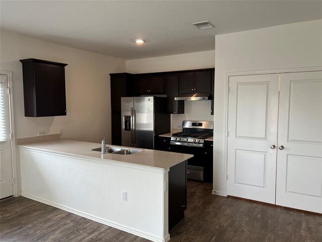 Photo - 7501 Ivy Trellis Trl