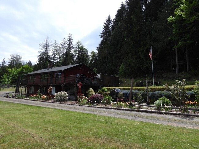 Photo - Quality Country Living