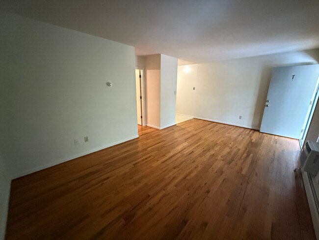 Photo - 394 S Pope St Unit 7