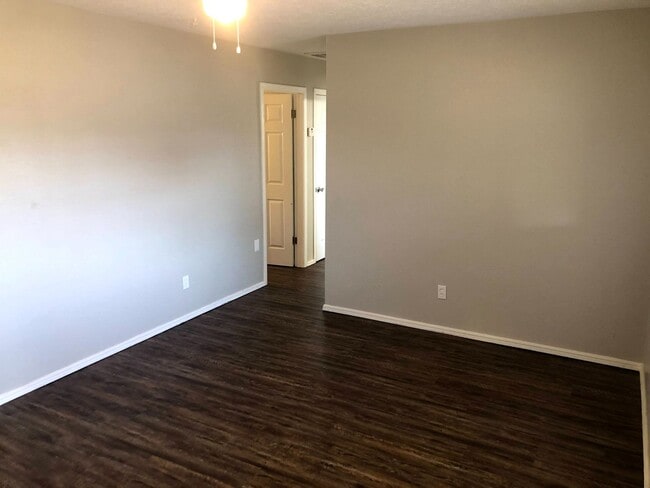 Photo - 955 SW 4th Pl