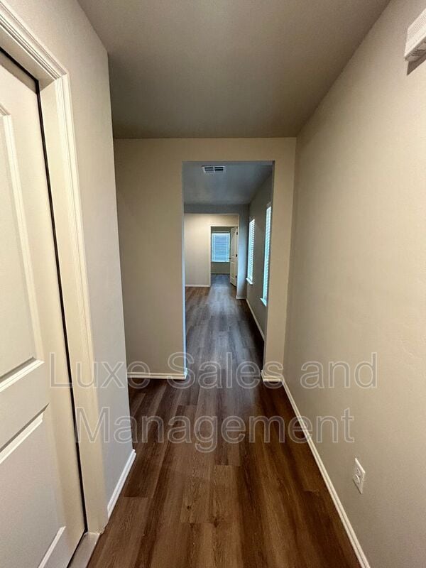 Photo - 10805 NW 119th St