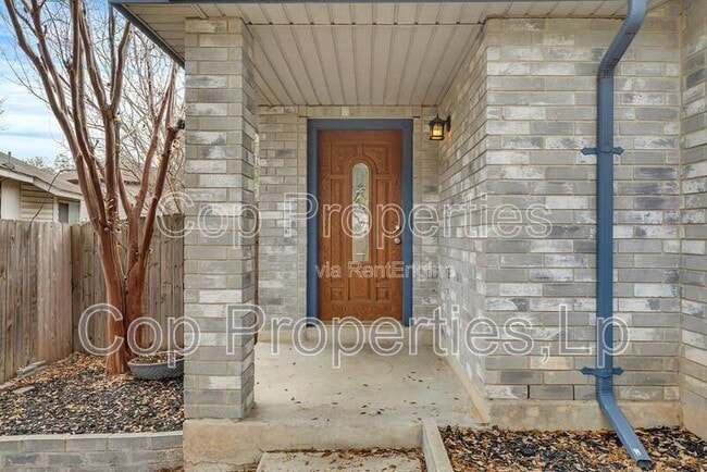 Photo - 6414 Maverick Oak Dr