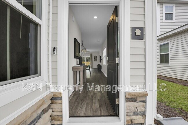 Photo - 107 Firefly Cir