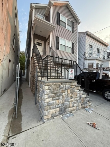 Building Photo - 108 4th Ave Unit 108 Rental