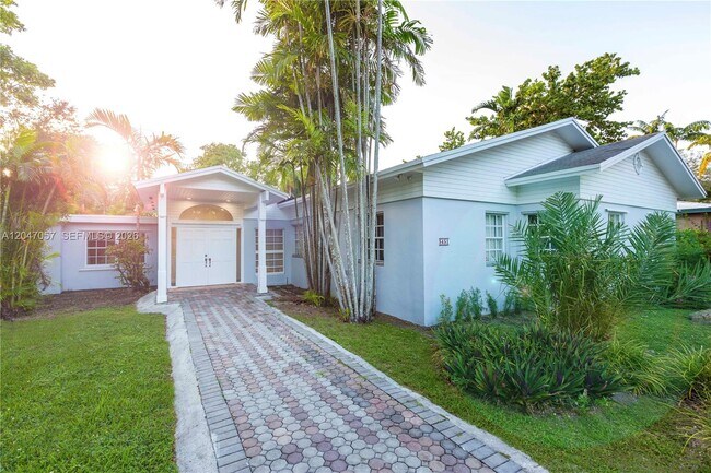 5451 SW 80th St