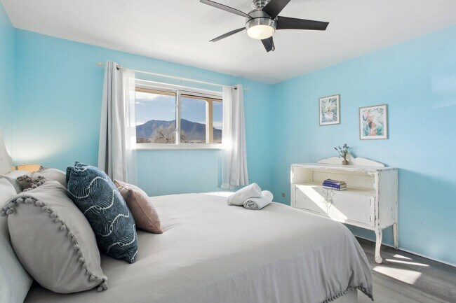 Photo - 645 Manhattan Plz