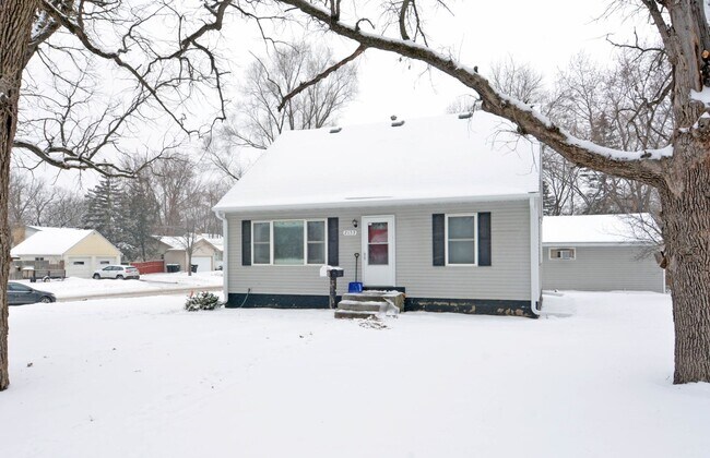 Photo - 2153 Green Ave Unit #2