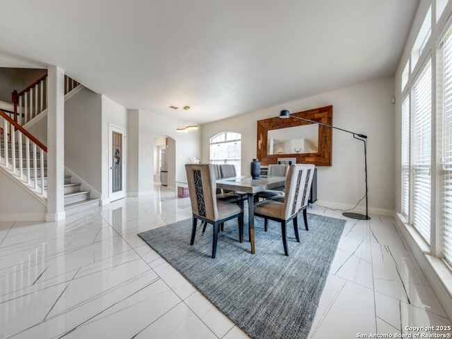 Photo - 19606 Flair Oak