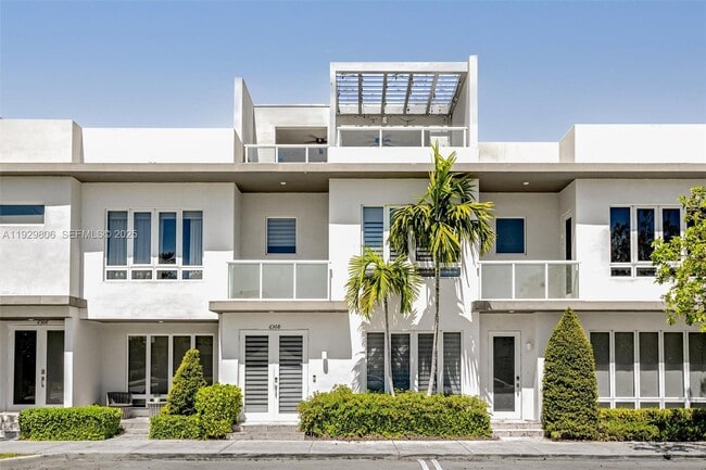 Photo - 6308 NW 104th Path