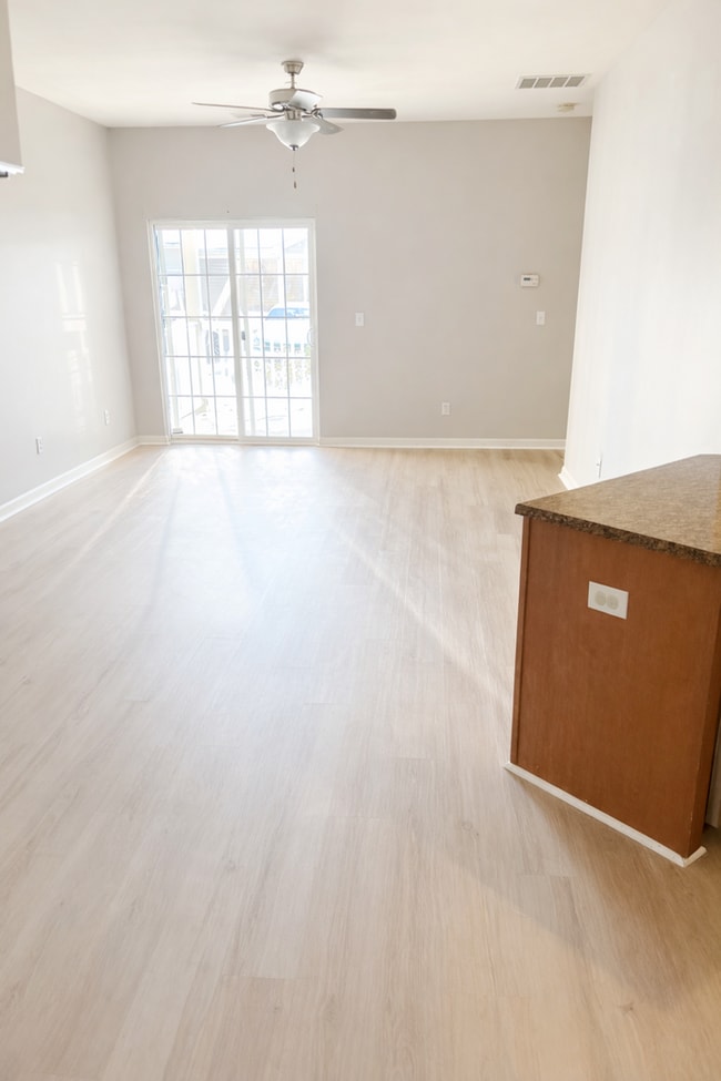 Photo - 6421 Brookfield Ct Dr Unit 105