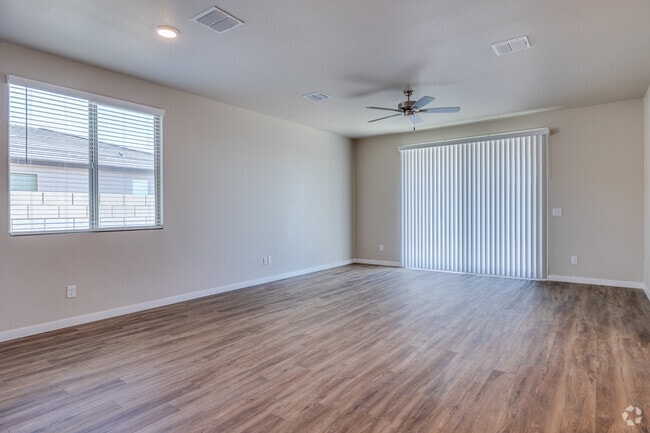 3BR, 2BA - 1,700SF