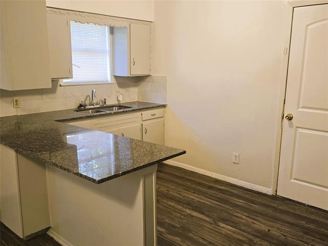 Photo - 2414 52nd St