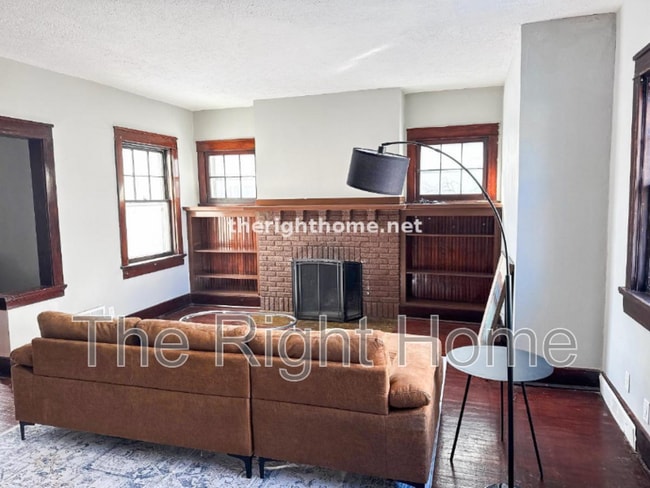 Photo - 3021 Harney St Unit Apt 1