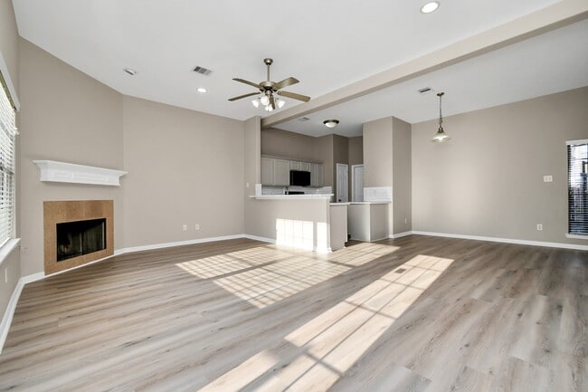 Building Photo - 2347 Bermuda Shores Dr