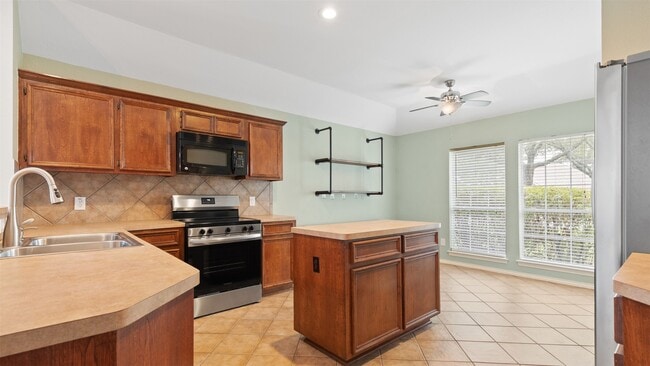 Photo - 22848 Lantern Hills Dr