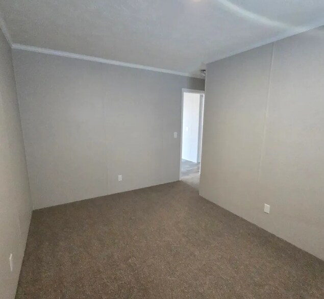 Photo - 213 Birch Ln