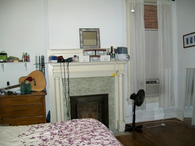 Photo - 1842 W Grace St Unit 3
