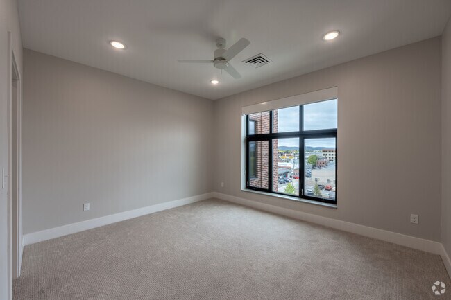 2BR, 2BA - 1,200SF - Bedroom