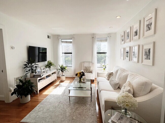 2901 16th St NW Unit 402