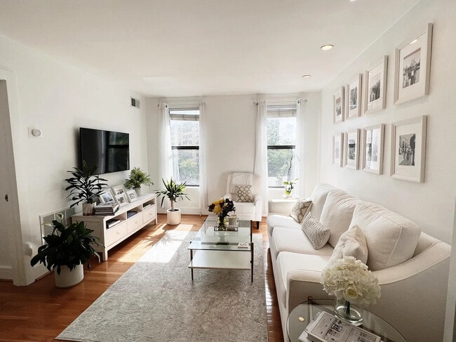 Photo - 2901 16th St NW Unit 402