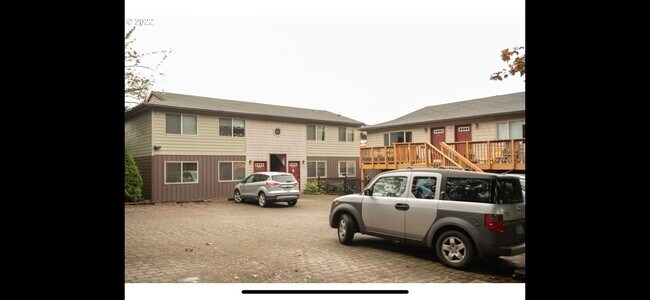 8664 N Willamette Blvd
