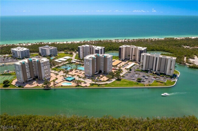 Building Photo - 15 Bluebill Ave Unit 1004