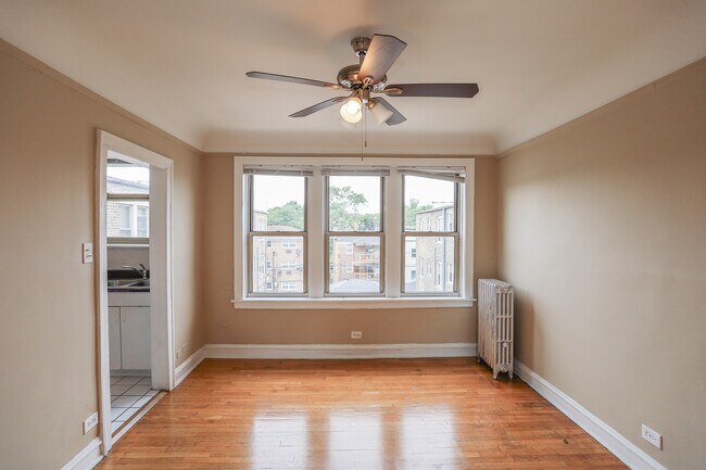 Photo - 2234 W Farwell Ave Unit #1