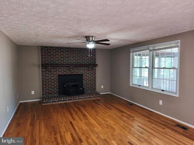 Photo - 109 Buckeye Ct