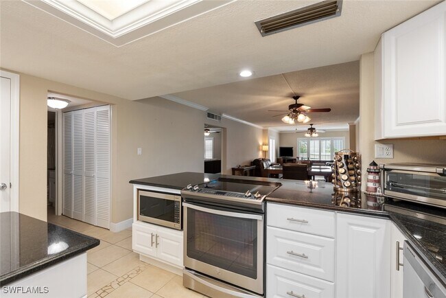 Photo - 2264 Winkler Ave Unit 202