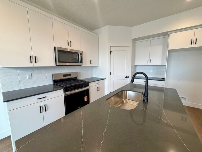 Photo - Brand New Rental Alert – JDC Ranch, Plain City!
