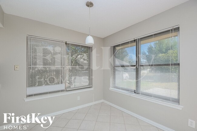 Photo - 1626 Glenhill Ln