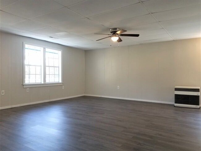 Photo - Beautiful 2 Bed Home in Fleetwood!